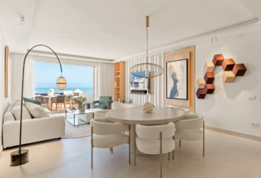 Beachfront luxury penthouse close to Estepona town!