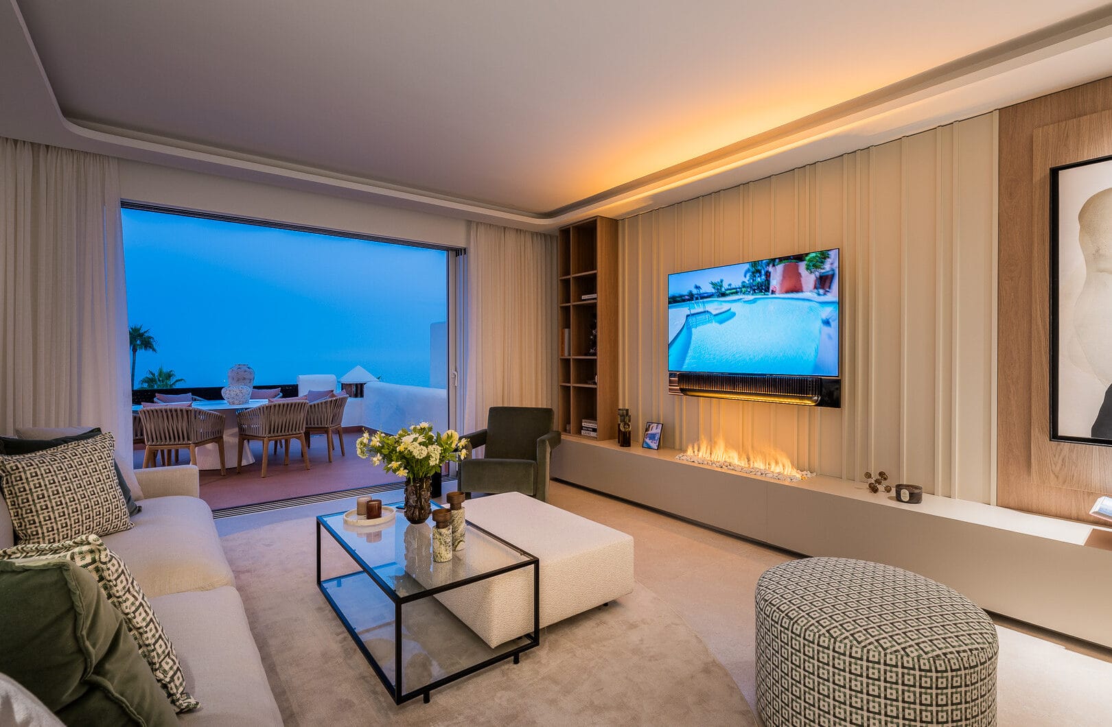 Beachfront luxury penthouse close to Estepona town!