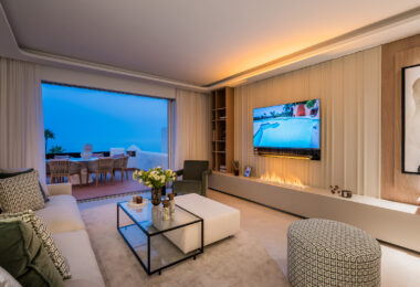 Beachfront luxury penthouse close to Estepona town!
