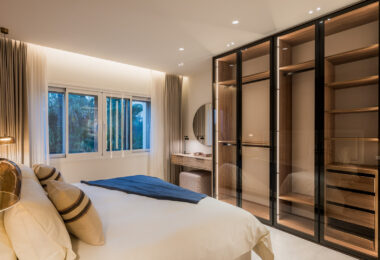 Beachfront luxury penthouse close to Estepona town!
