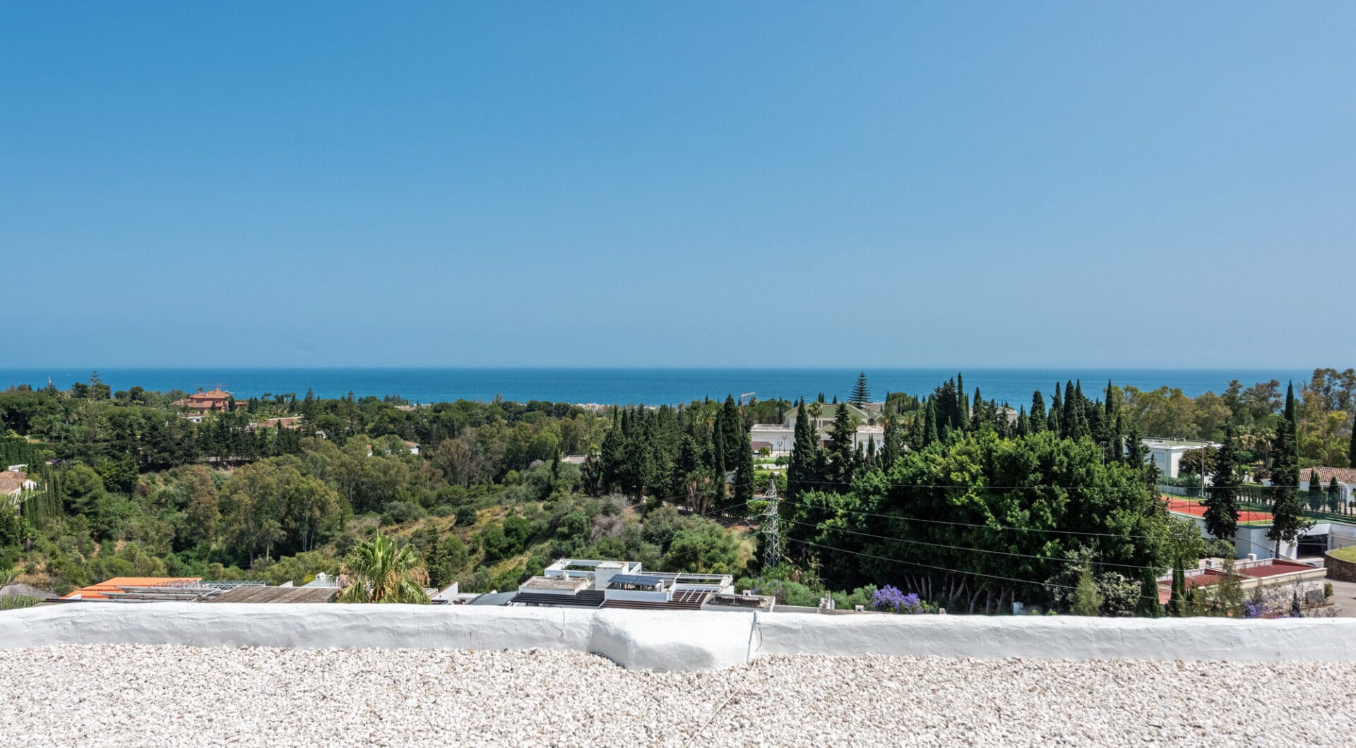 Elegant Penthouse with Breathtaking Views in Coto Real, Marbella’s Golden Mile