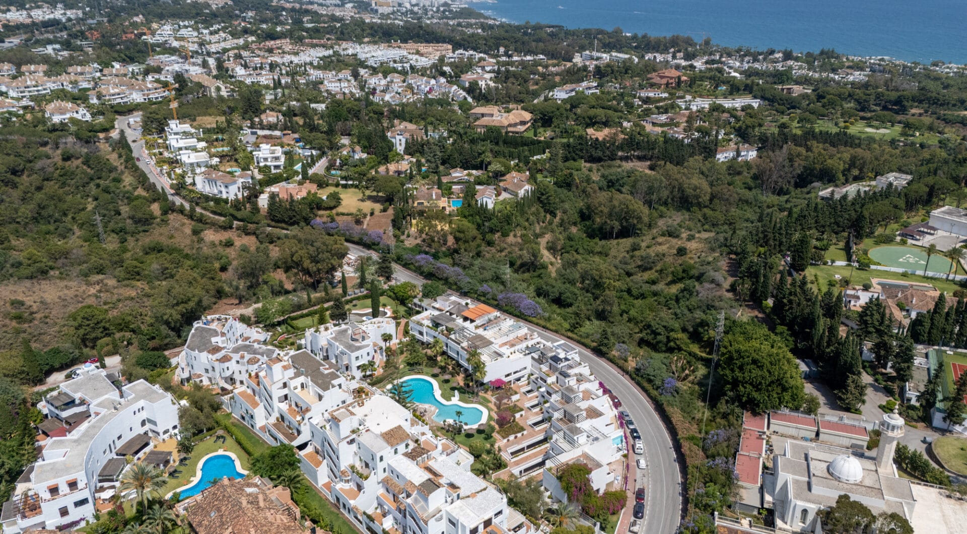 Elegant Penthouse with Breathtaking Views in Coto Real, Marbella’s Golden Mile