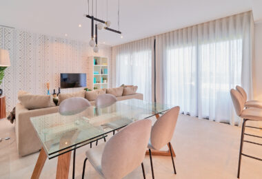 New development of luxury apartments in a prime location next to Puerto Banús - Fully Furnished