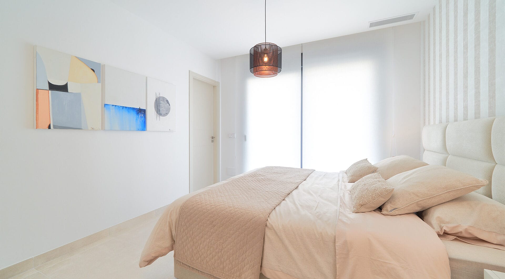 New development of luxury apartments in a prime location next to Puerto Banús - Fully Furnished
