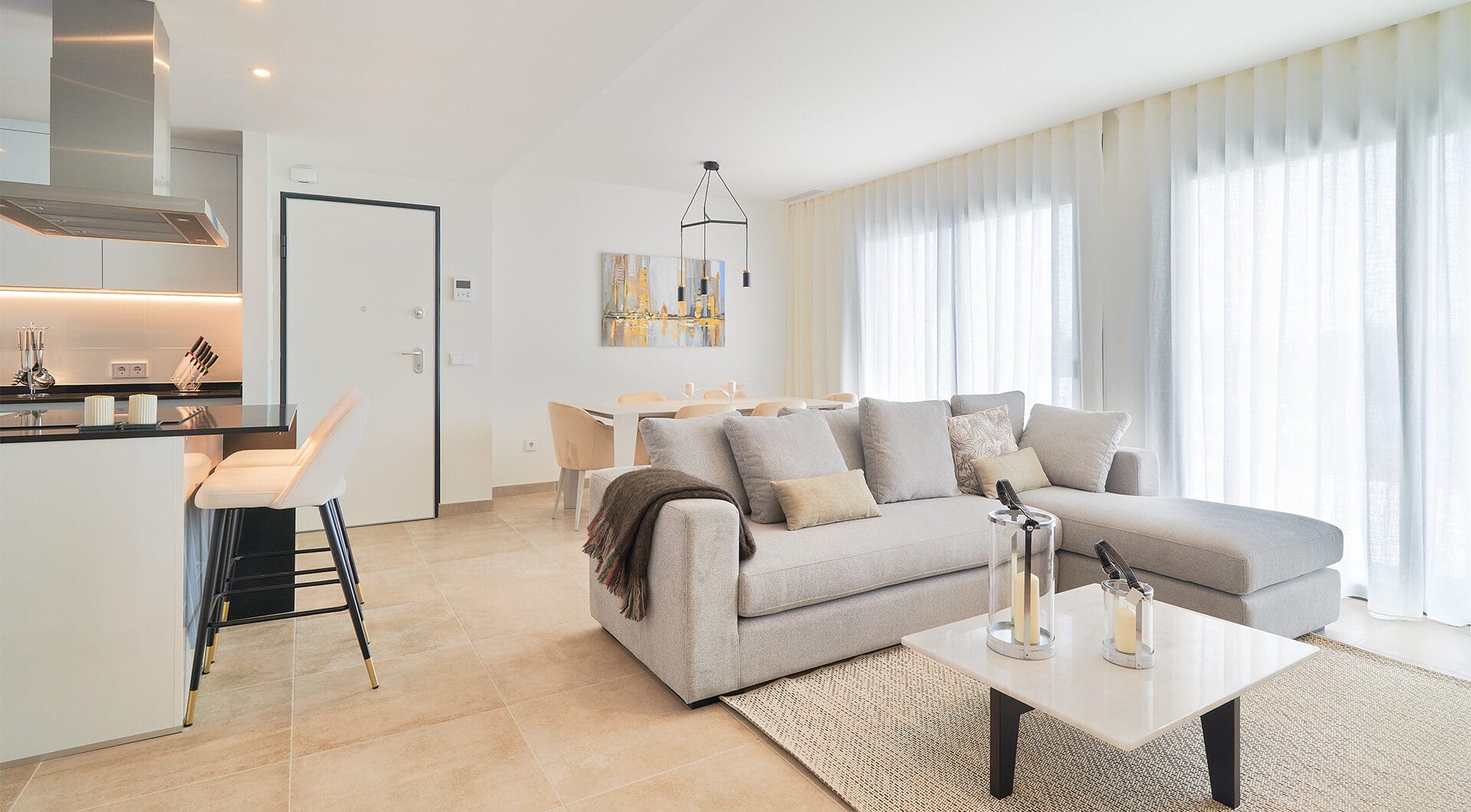 New development of luxury apartments in a prime location next to Puerto Banús - Fully Furnished
