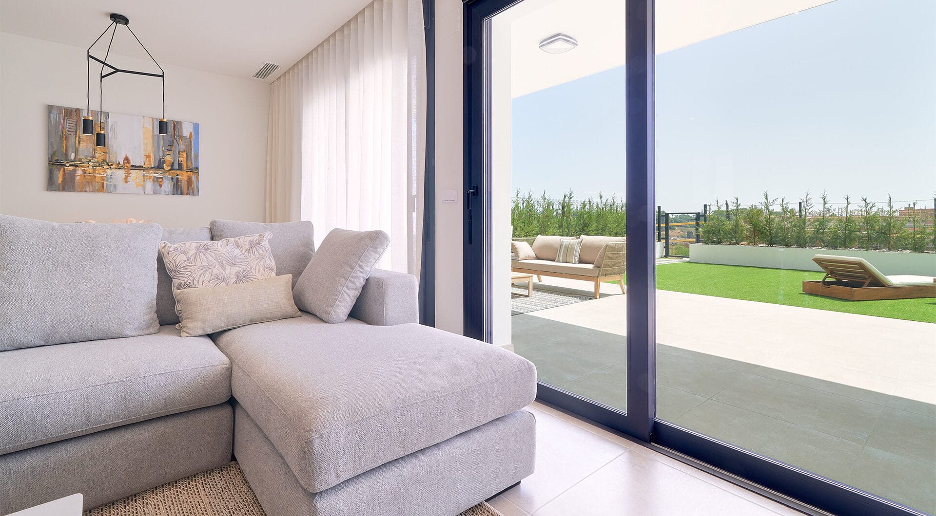 New development of luxury apartments in a prime location next to Puerto Banús - Fully Furnished