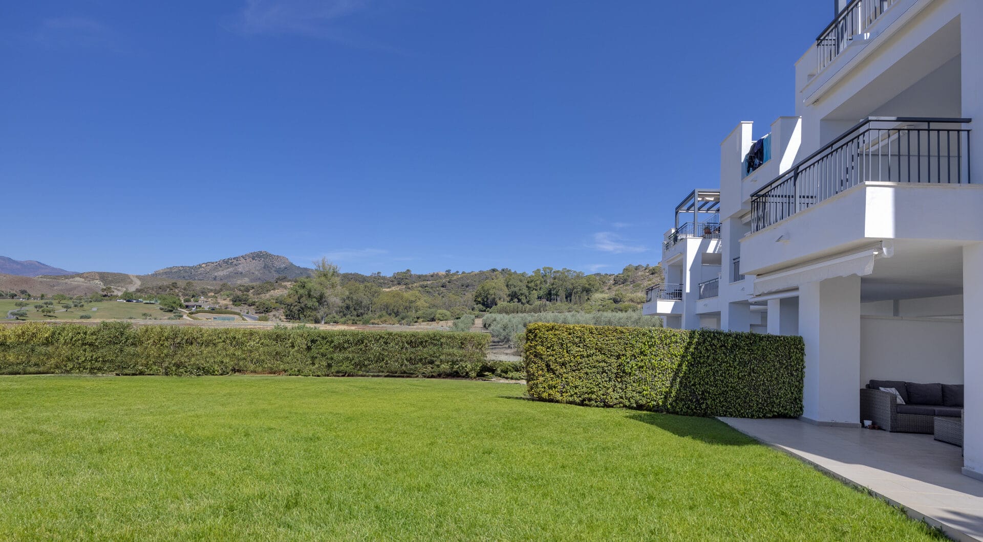 Ground Floor Apartment in Los Arqueros, Benahavís