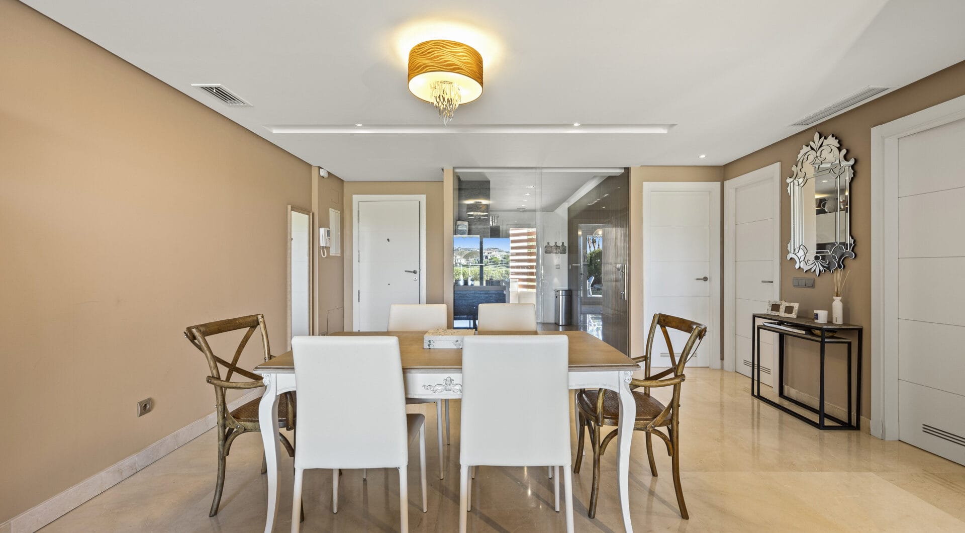 Ground Floor Apartment in Los Arqueros, Benahavís