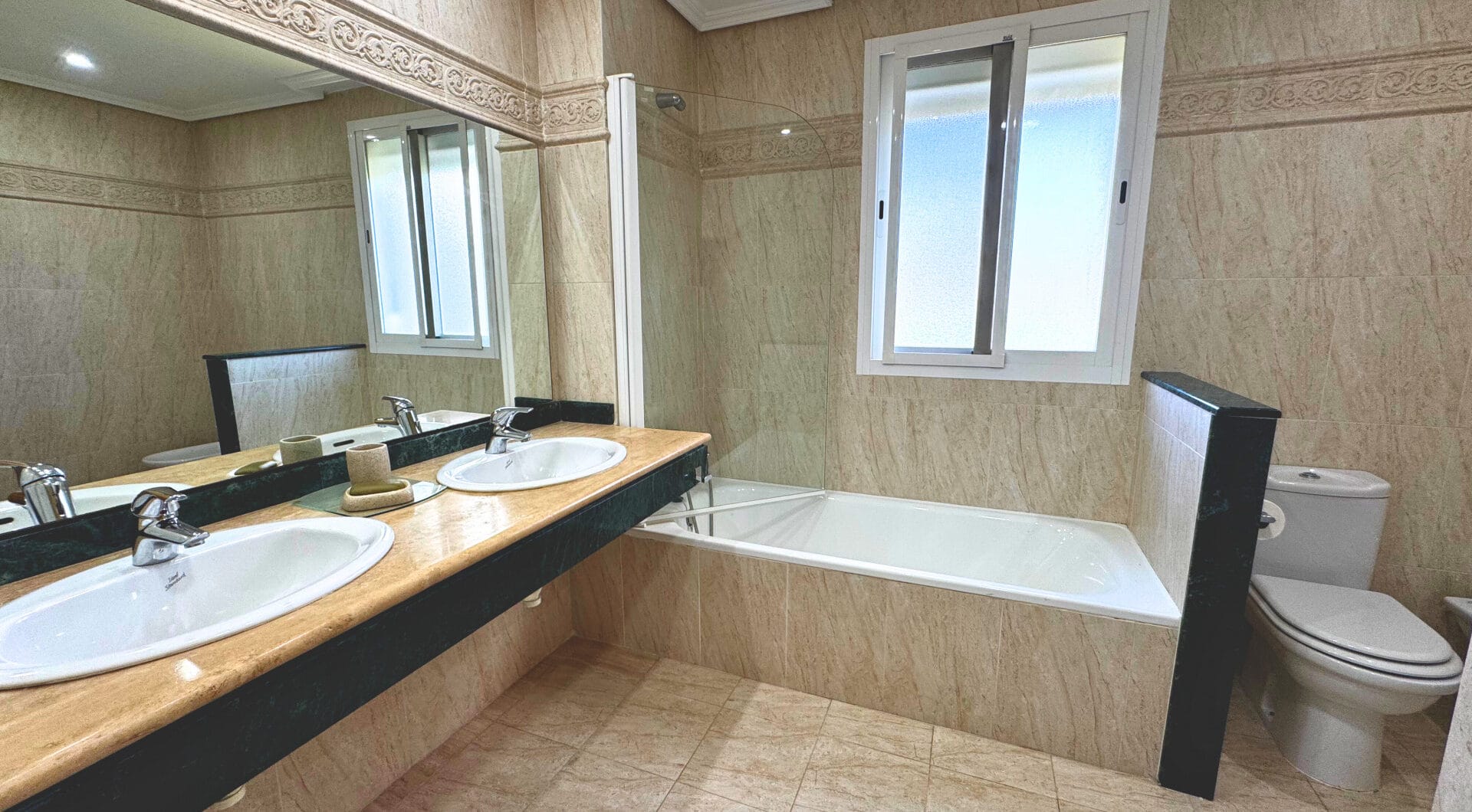 Spacious 3-Bedroom Apartment with Three Terraces, Sea Views, Double Garage &amp; Storage