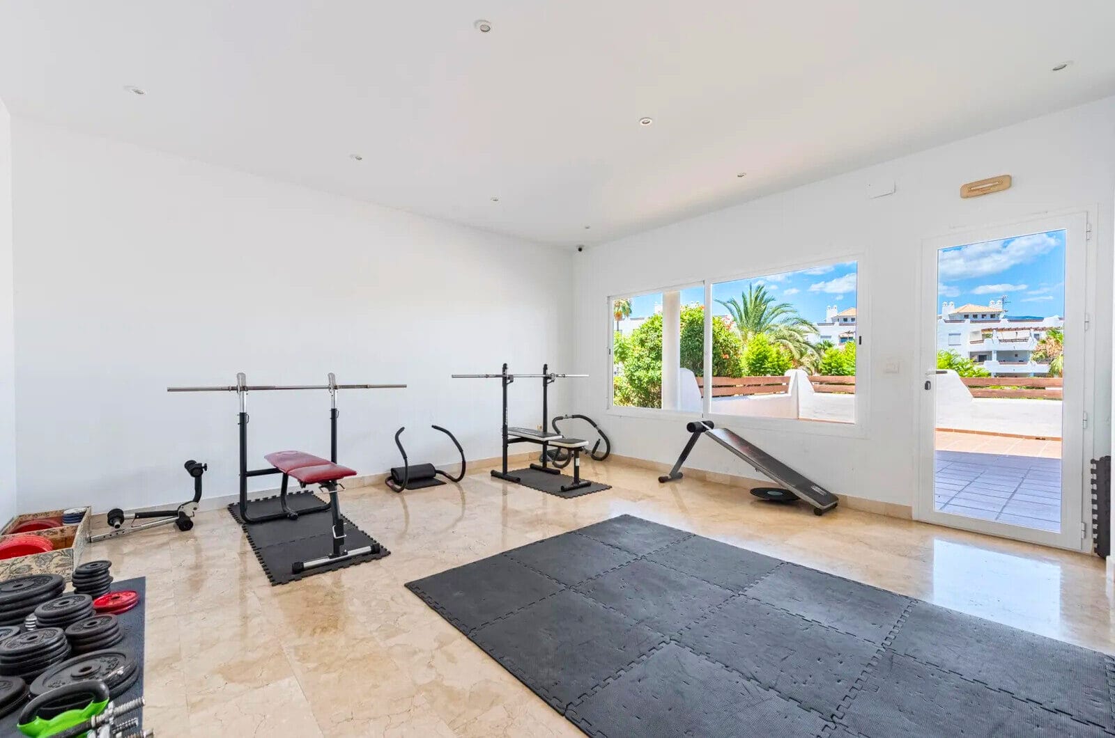 Spacious 3-Bedroom Apartment with Three Terraces, Sea Views, Double Garage &amp; Storage