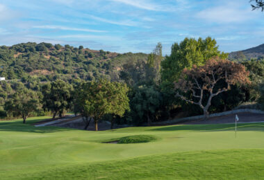 A haven of calm with endless views in San Roque Club