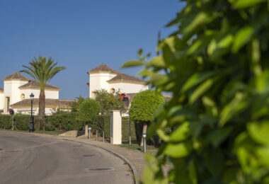 A haven of calm with endless views in San Roque Club