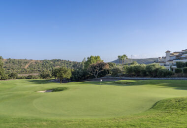 A haven of calm with endless views in San Roque Club