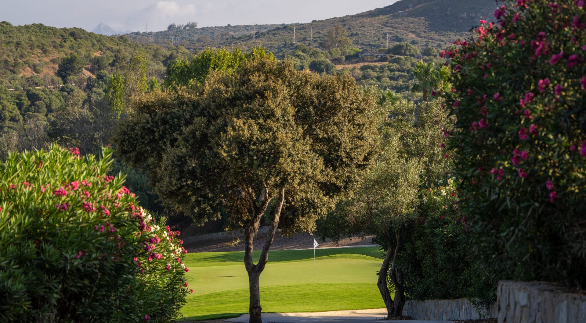 A haven of calm with endless views in San Roque Club