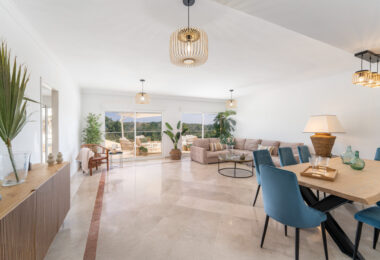 A haven of calm with endless views in San Roque Club