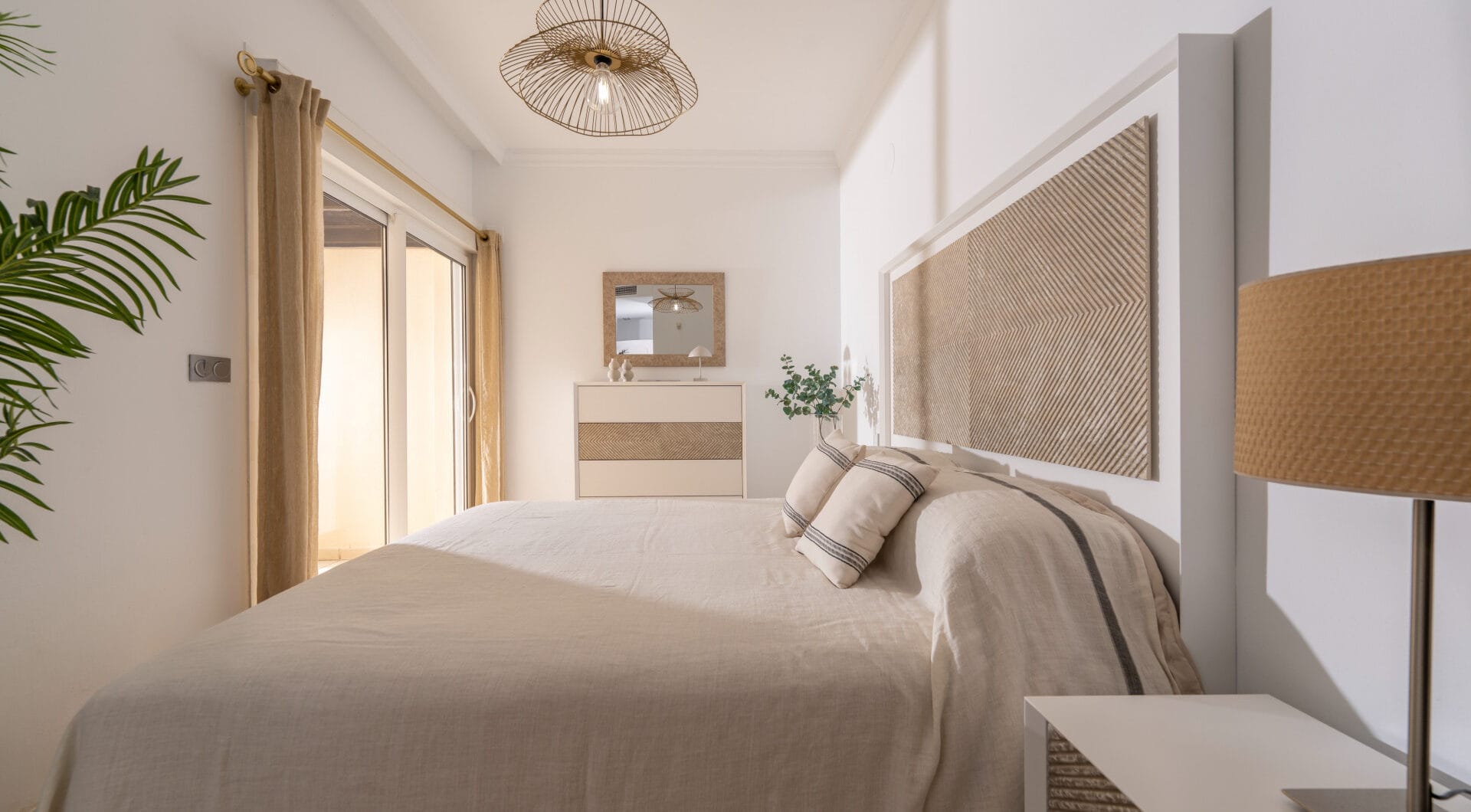 A haven of calm with endless views in San Roque Club