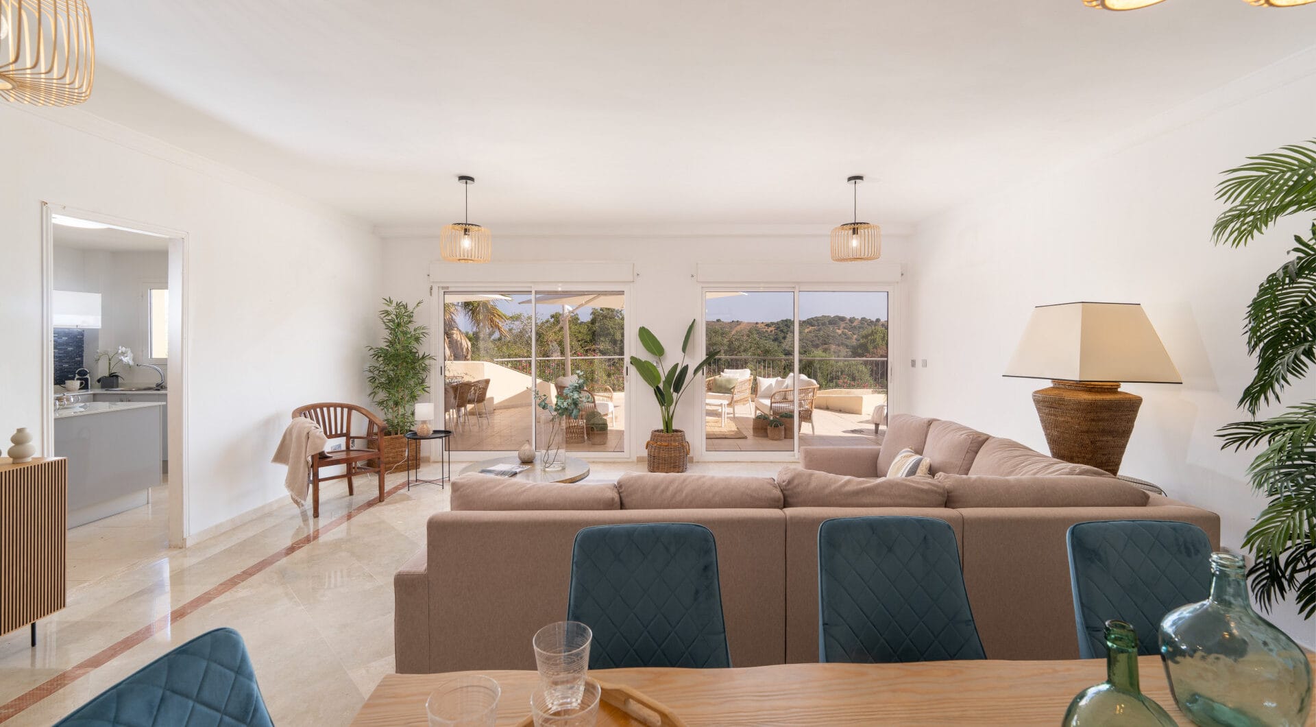 A haven of calm with endless views in San Roque Club