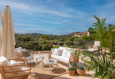 A haven of calm with endless views in San Roque Club