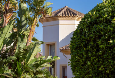 A haven of calm with endless views in San Roque Club