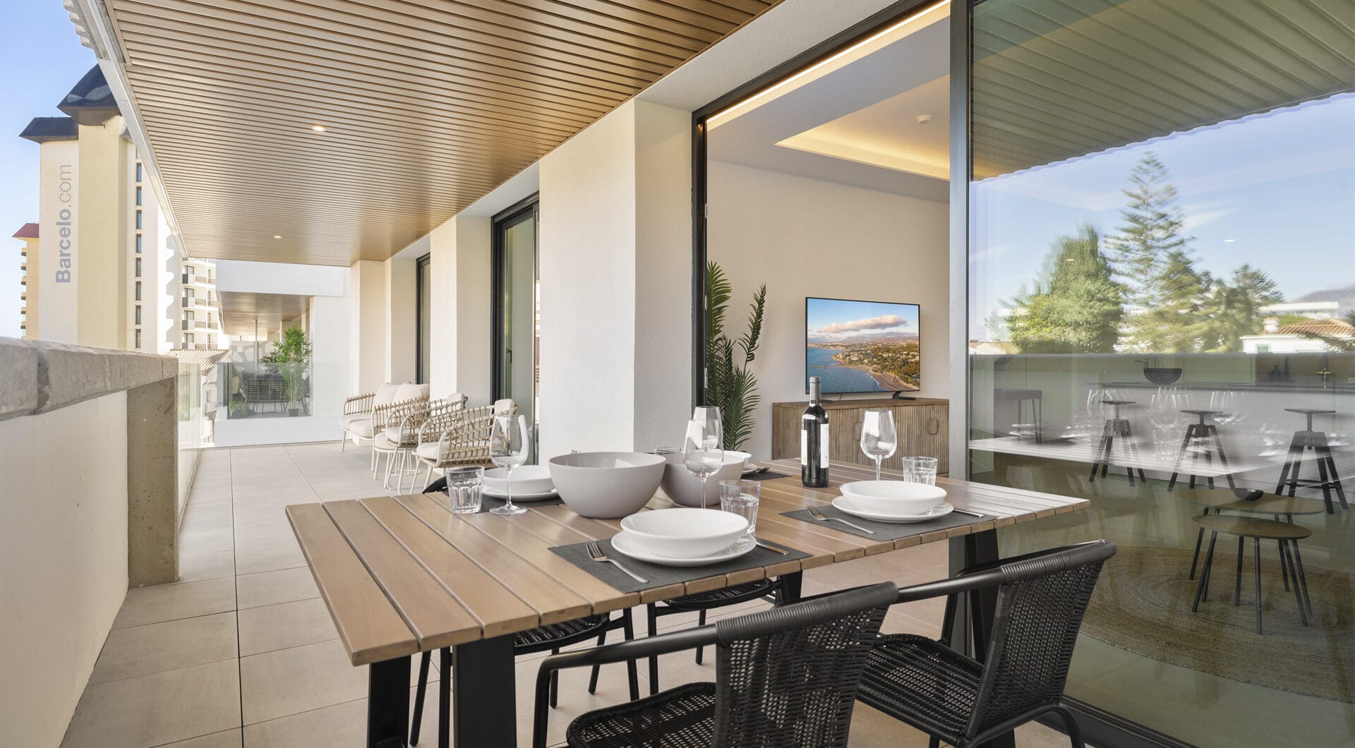 Exclusive 2-Bedroom Apartment – Luxury Living by the Sea in Fuengirola