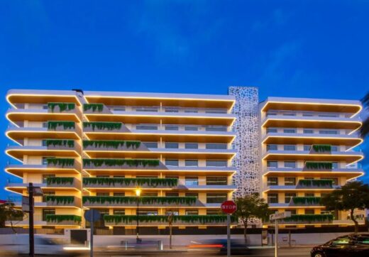 Exclusive 2-Bedroom Apartment – Luxury Living by the Sea in Fuengirola