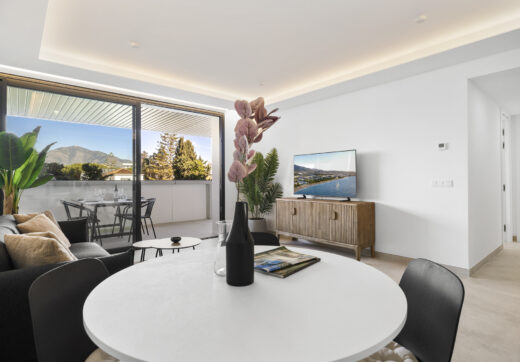 Exclusive 2-Bedroom Apartment – Luxury Living by the Sea in Fuengirola