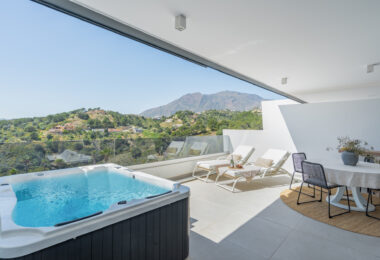 Exclusive Two-Bedroom Apartment in Mirador de Estepona Hills