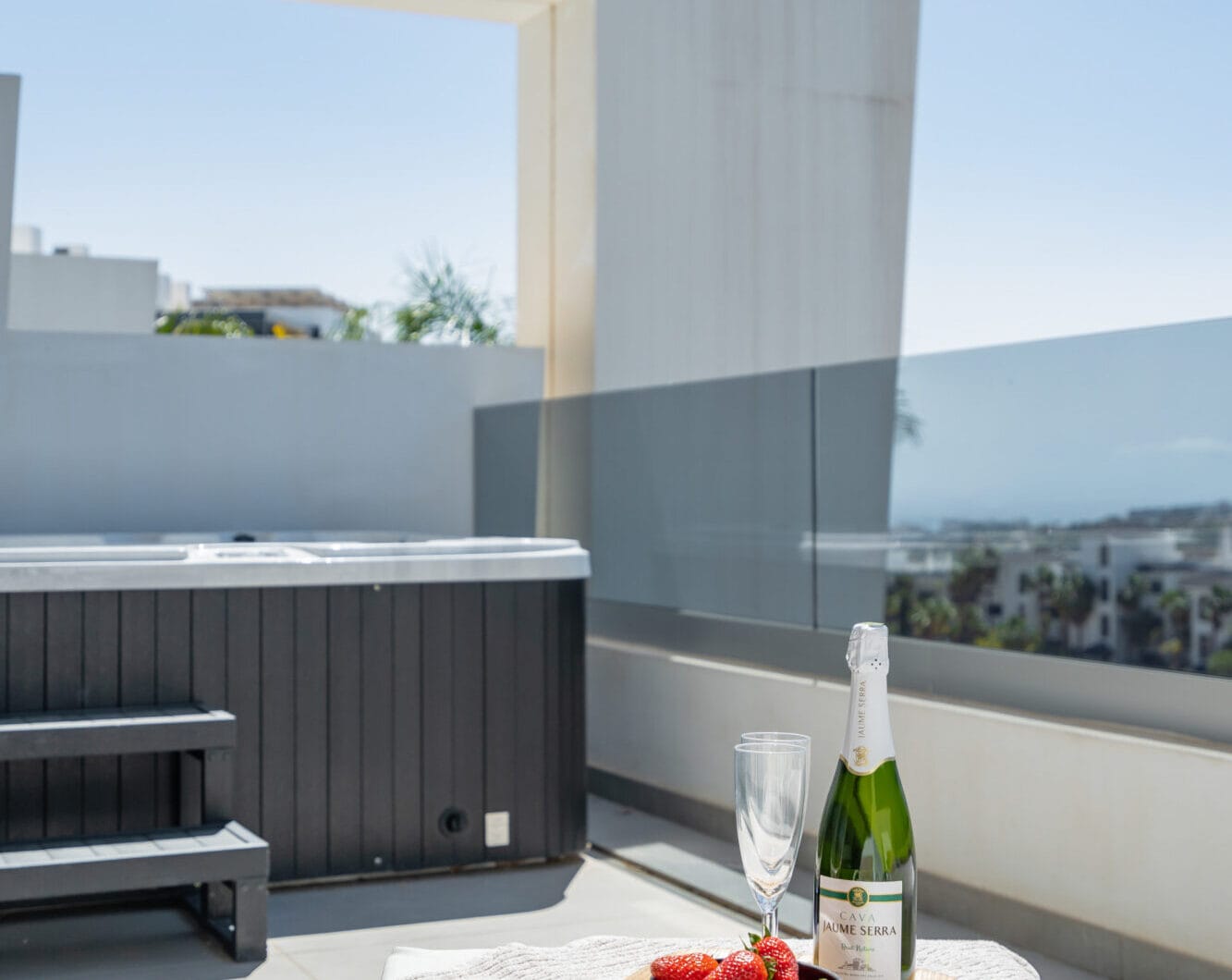 Exclusive Two-Bedroom Apartment in Mirador de Estepona Hills