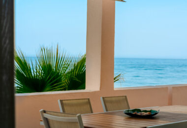 Fully Renovated 3‑Bedroom Apartment on Estepona’s Frontline Beach
