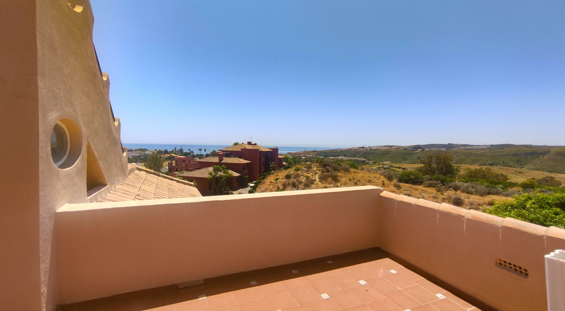 Unique Opportunity: Investor Property in Golf La Duquesa - Needs Renovation!