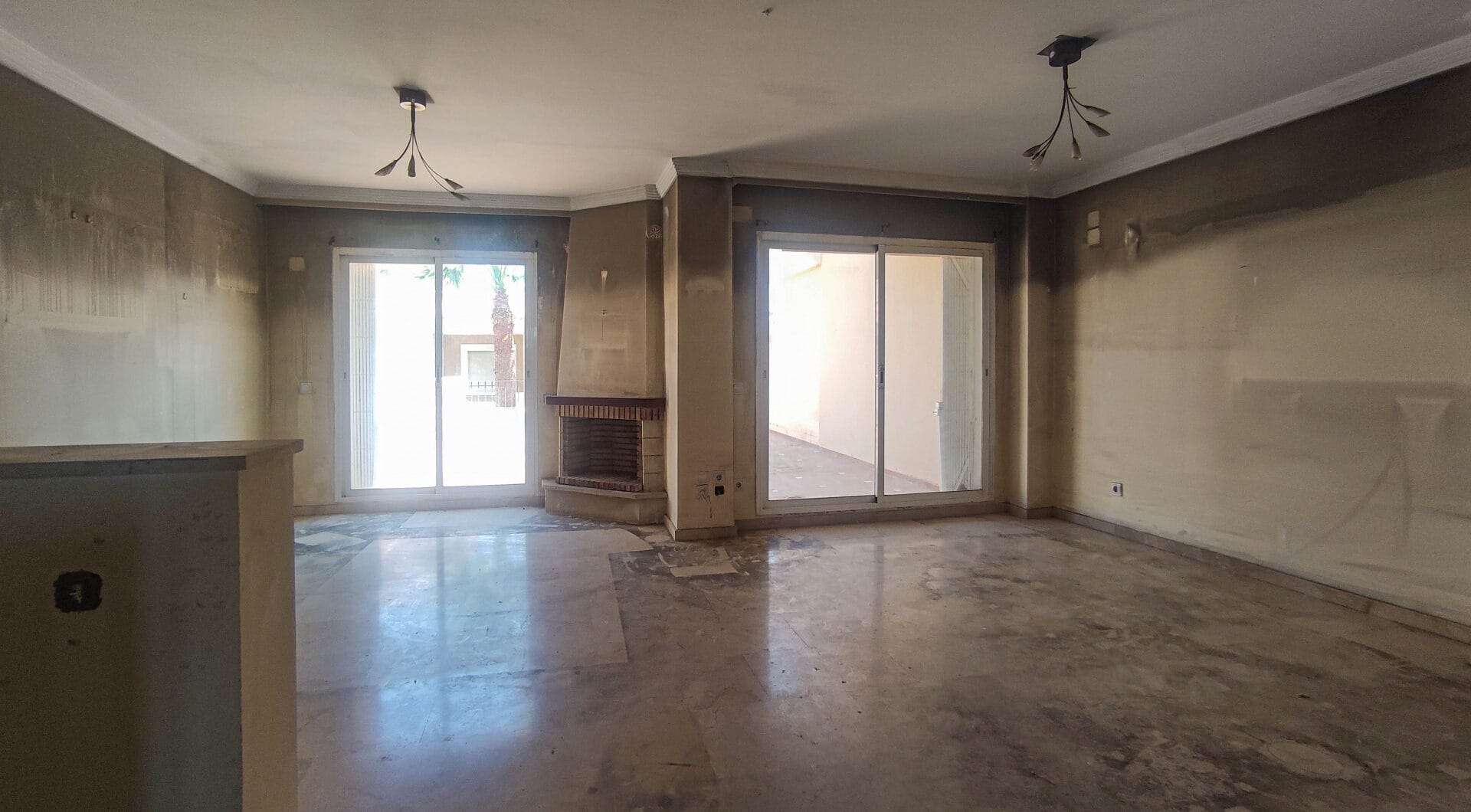 Unique Opportunity: Investor Property in Golf La Duquesa - Needs Renovation!