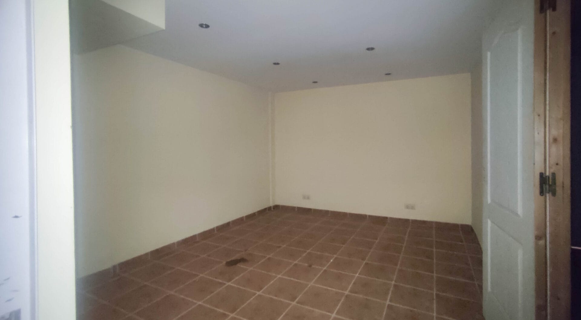 Unique Opportunity: Investor Property in Golf La Duquesa - Needs Renovation!