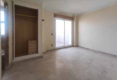Unique Opportunity: Investor Property in Golf La Duquesa - Needs Renovation!