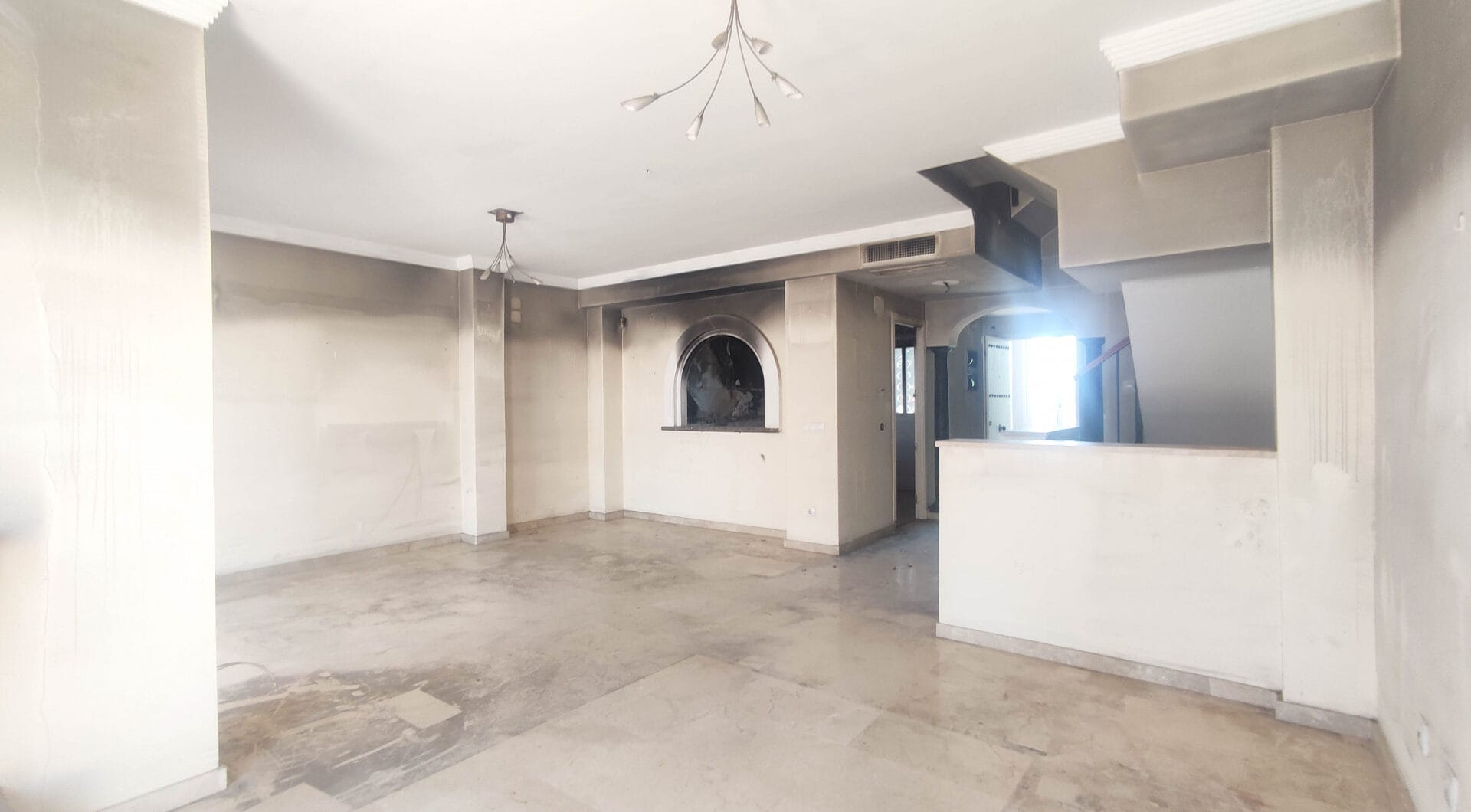 Unique Opportunity: Investor Property in Golf La Duquesa - Needs Renovation!