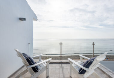 Exclusive Frontline Beach House in Arena Beach, Estepona