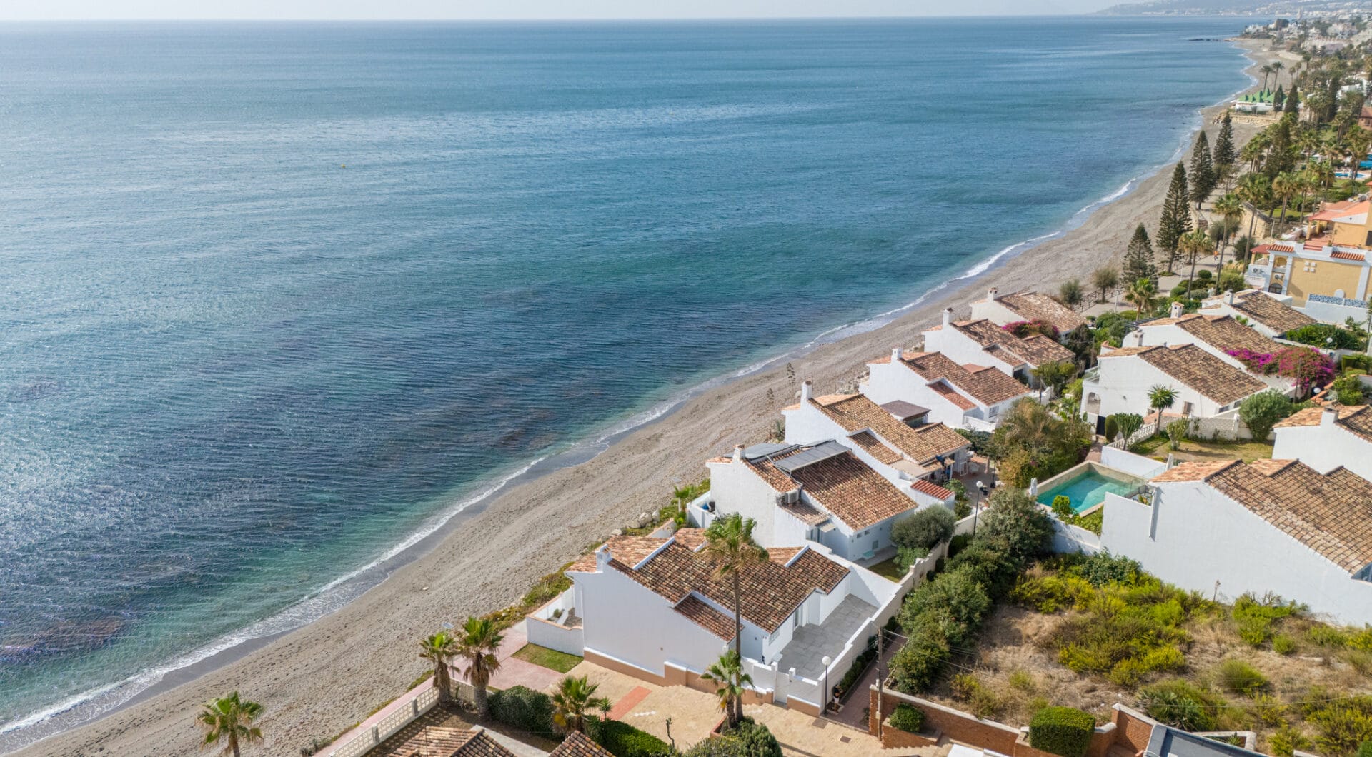 Exclusive Frontline Beach House in Arena Beach, Estepona