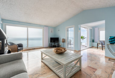 Exclusive Frontline Beach House in Arena Beach, Estepona