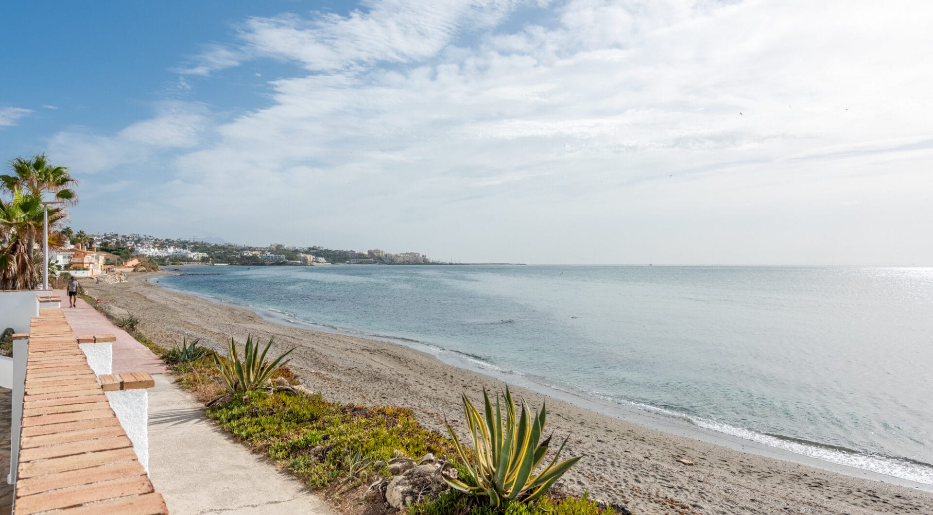 Exclusive Frontline Beach House in Arena Beach, Estepona