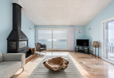 Exclusive Frontline Beach House in Arena Beach, Estepona