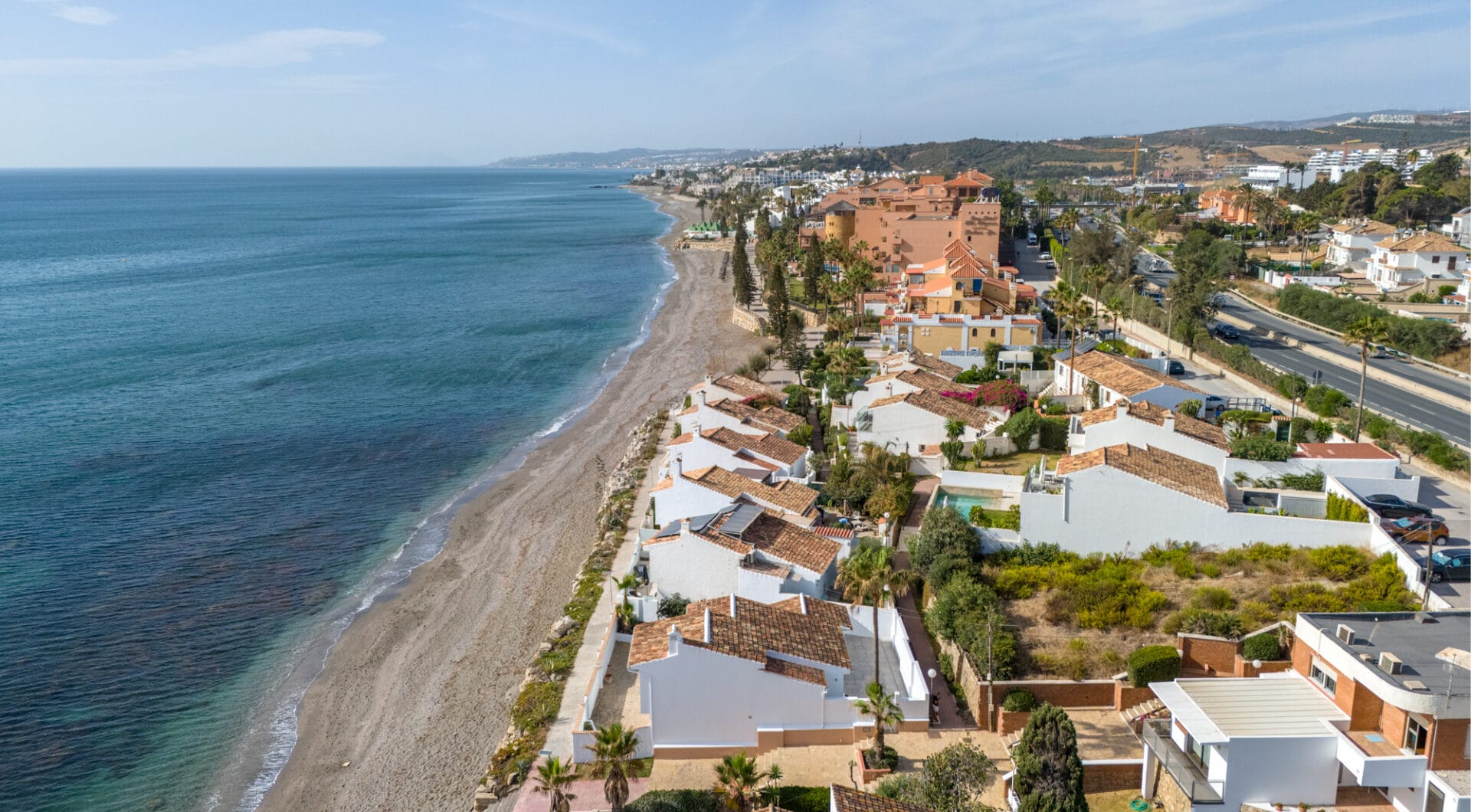 Exclusive Frontline Beach House in Arena Beach, Estepona
