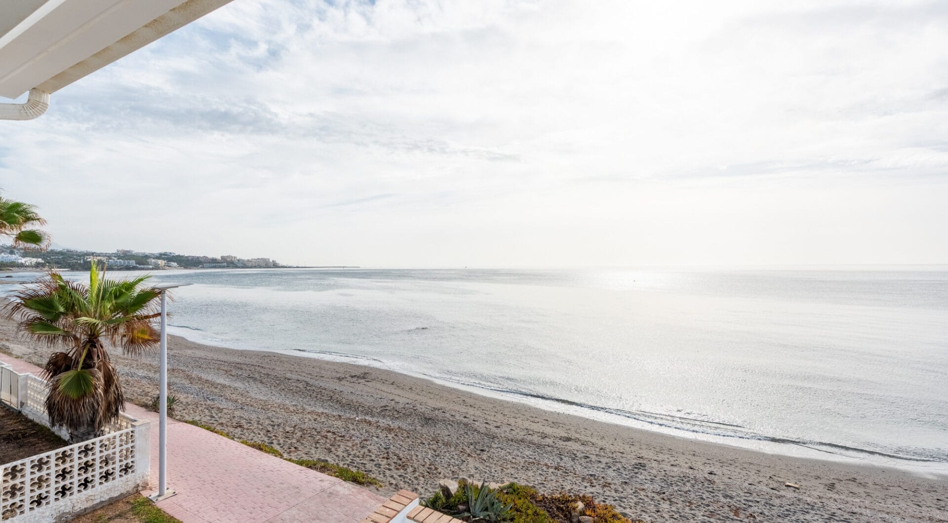 Exclusive Frontline Beach House in Arena Beach, Estepona
