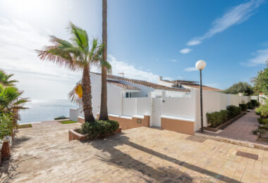 Exclusive Frontline Beach House in Arena Beach, Estepona