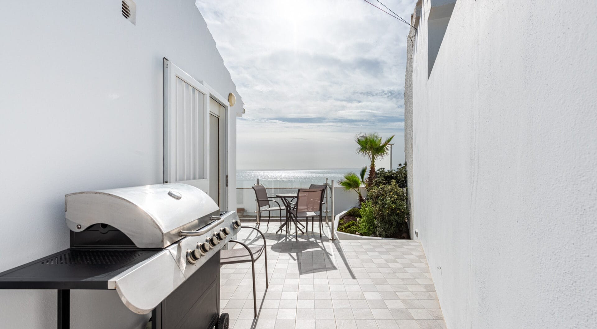 Exclusive Frontline Beach House in Arena Beach, Estepona