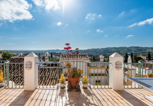 Charming Townhouse with a private pool for sale in Puebla Aida, Mijas Golf