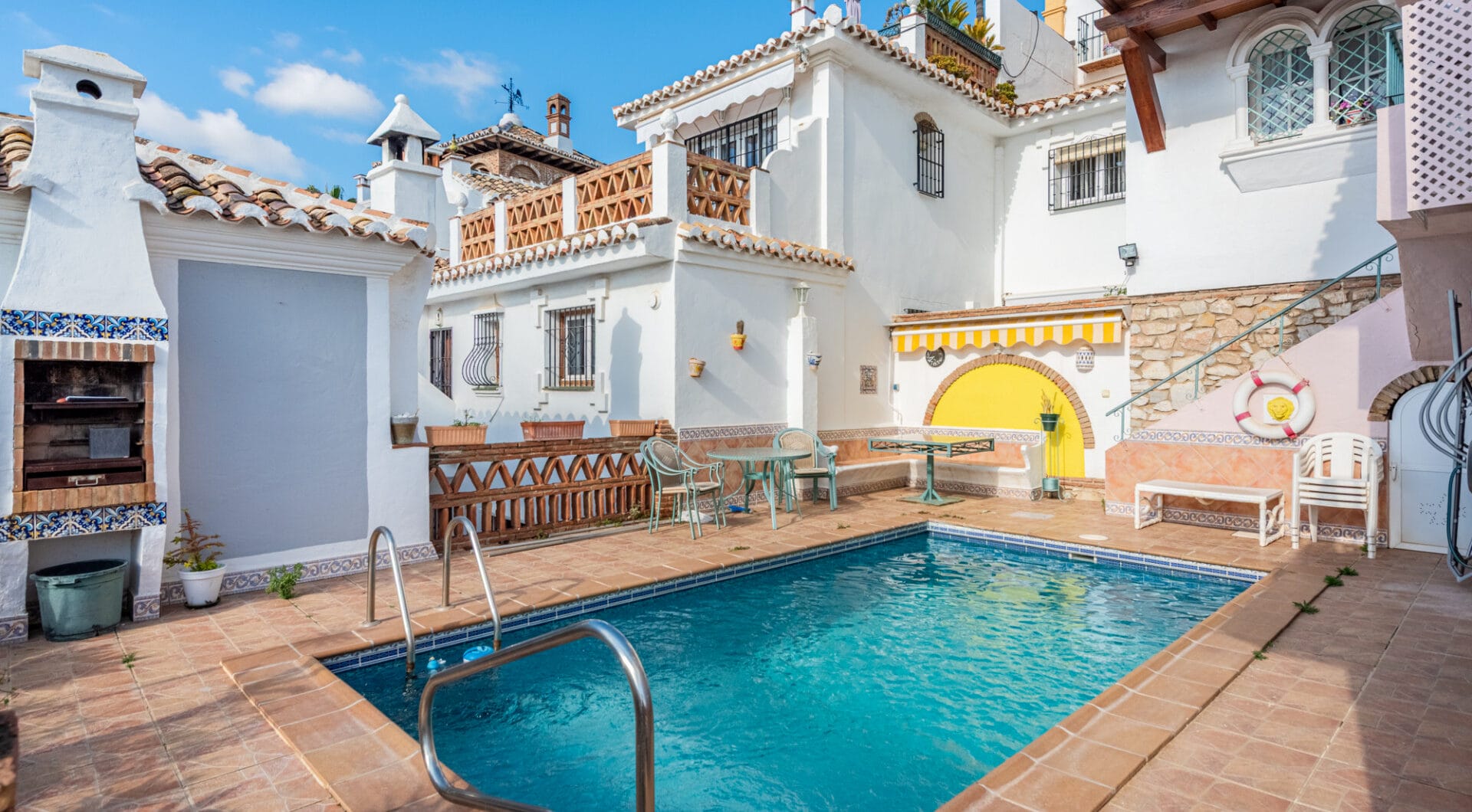 Charming Townhouse with a private pool for sale in Puebla Aida, Mijas Golf