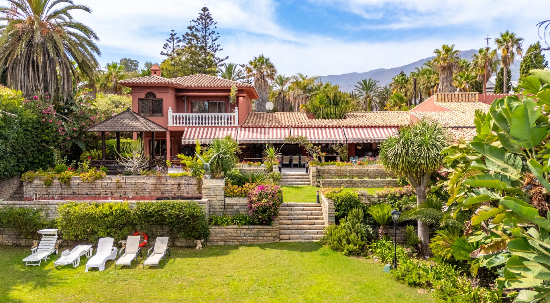 ICONIC BEACHFRONT VILLA ESTATE WITH UNMATCHED POTENTIAL IN ESTEPONA
