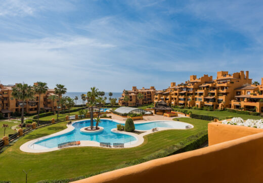Mediterranean Elegance in Los Granados del Mar