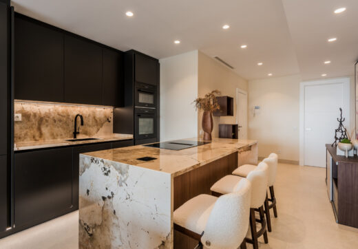Mediterranean Elegance in Los Granados del Mar