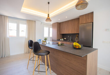 Renovated apartment with terrace and views, minutes from the beach in San Pedro.