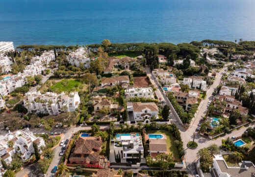 Exclusive Seafront Villa in Marbella